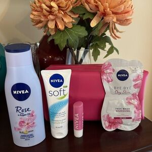 NWT Nivea Feel Radiant Skincare Moments 6 piece set